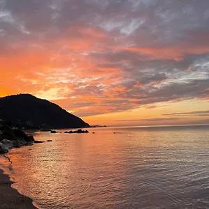 Dimora Zefiro Vacanze Affittacamere Gioiosa Marea