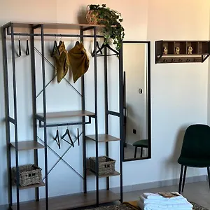 Jungalow Bed & Breakfast Bari